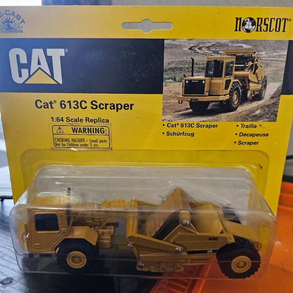 Caterpillar Other - Norscot CAT 613C Scraper 1:64 scale NEW SEALED 55708 Vintage 1998